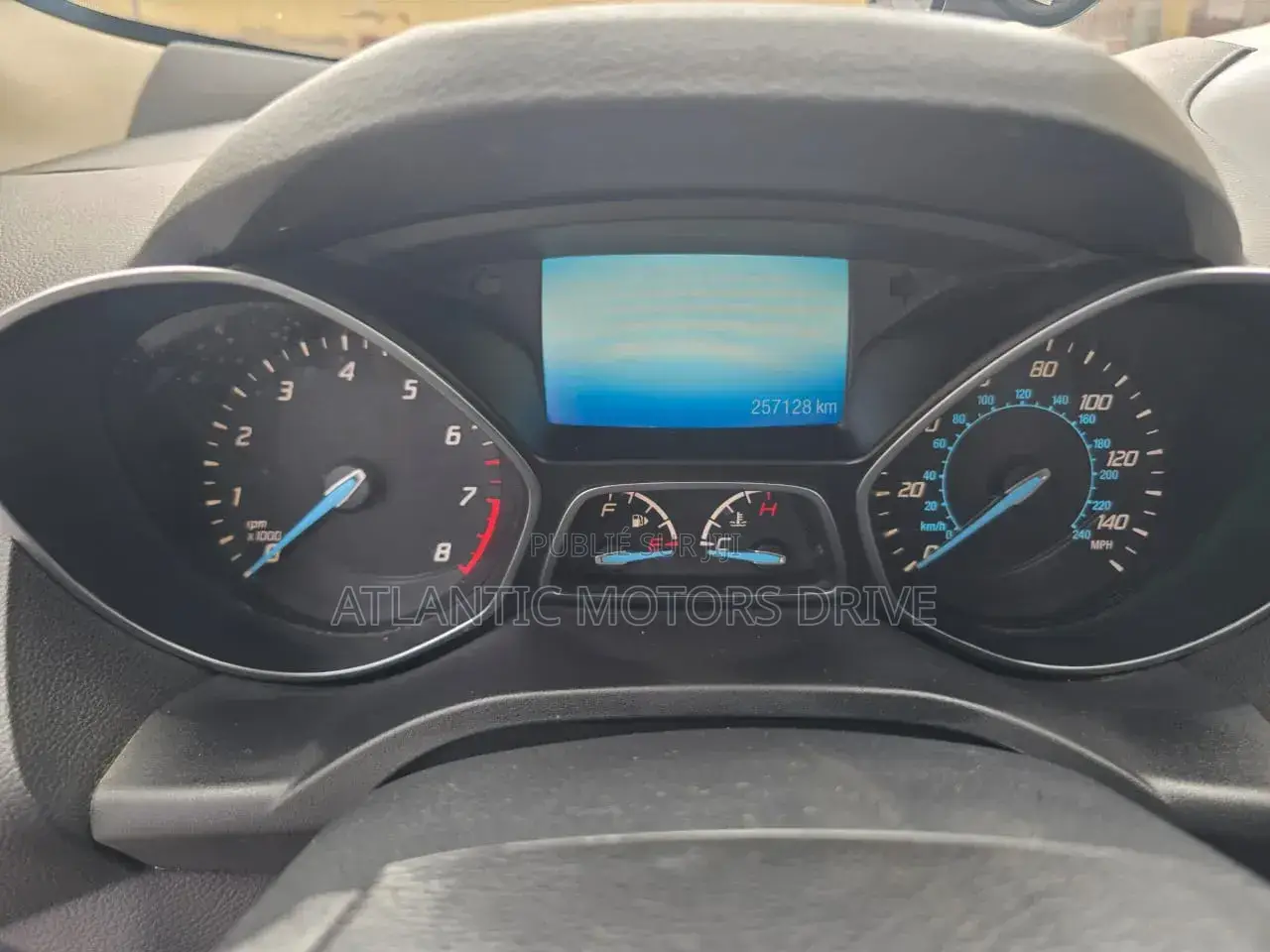 Ford Escape 2015 Gris