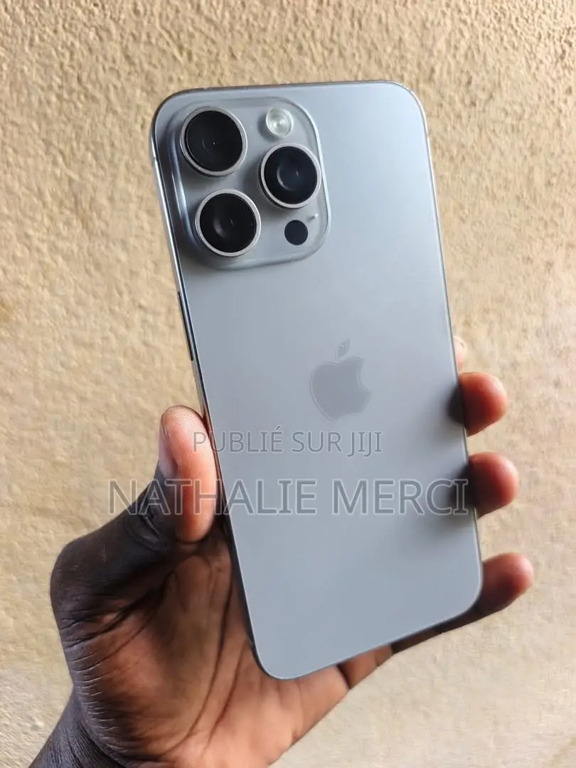 Nouveau Apple iPhone 15 Pro Max 256 GB Argenté