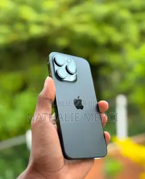 Nouveau Apple iPhone 14 Pro Max 256 GB Noir