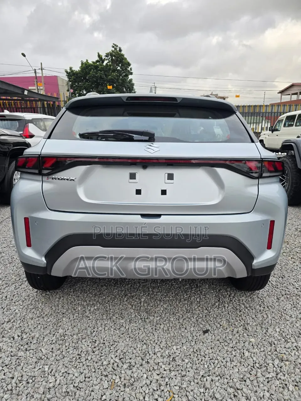 Nouveau Suzuki Fronx 2025 Gris
