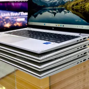 Nouveau HP EliteBook 840 G8 32GB Intel Core i5 SSD 512GB