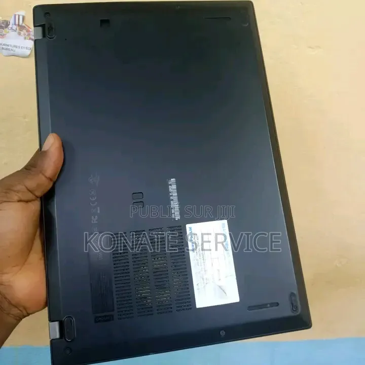 Nouveau Lenovo ThinkPad X1 Yoga 16GB Intel Core i7 HDD 256GB