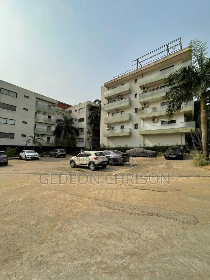 2chbre Appartement dans Cocody à Louer