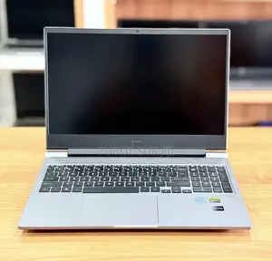 Nouveau Ordinateur portable HP Omen 16 16GB Intel Core i7 SSD 512GB