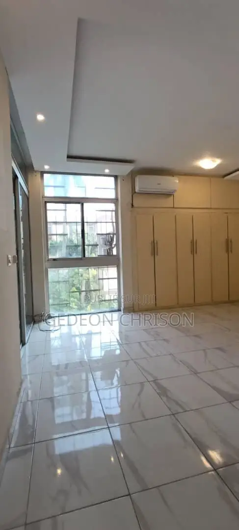 4chbre Appartement dans Cocody à Louer