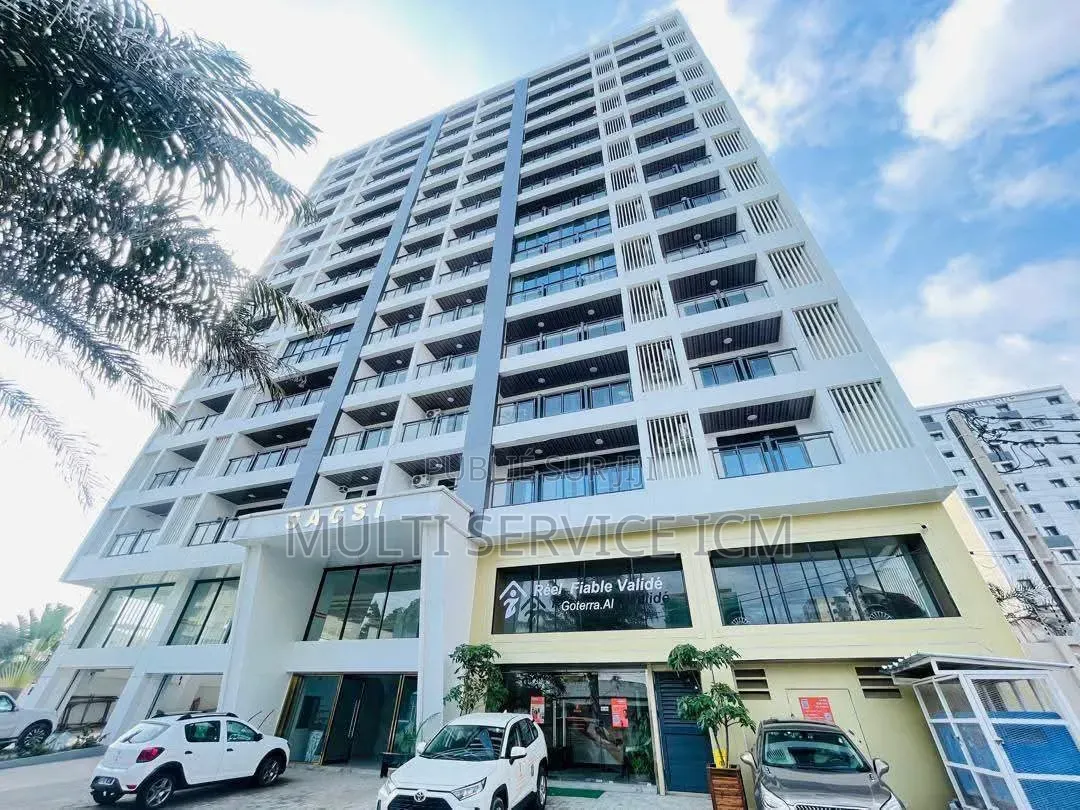 3chbre Appartement dans Ismaël Coulibaly, Marcory à Vendre