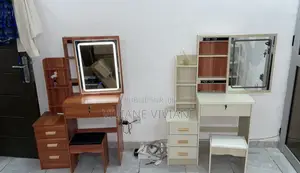 Coiffeuse Avec Miroir