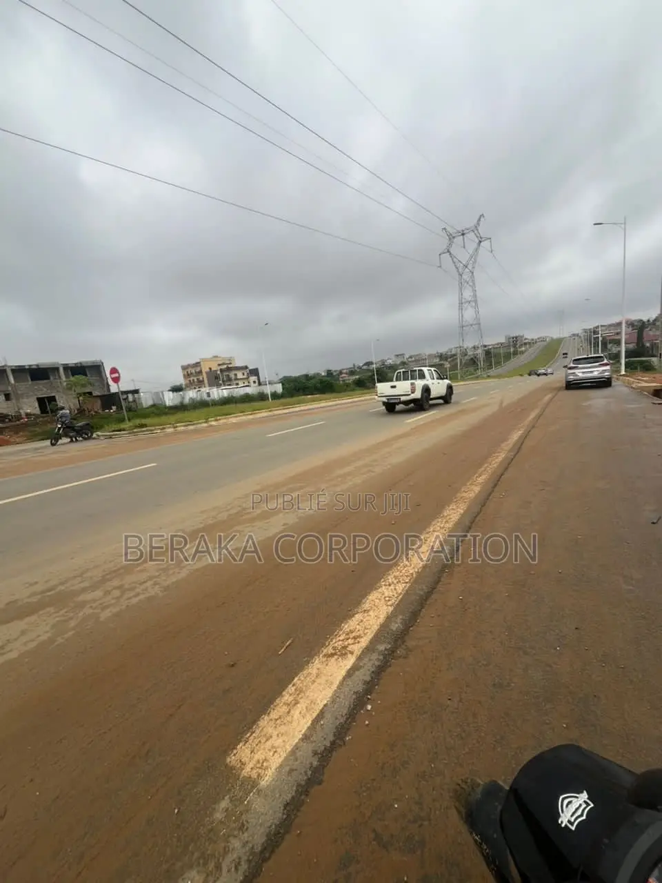 A Vendre Terrain Clôturé De 400m2 Disponible a Bingerville