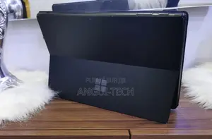 Microsoft Surface Pro 7 16GB Intel Core i7 SSD 256GB