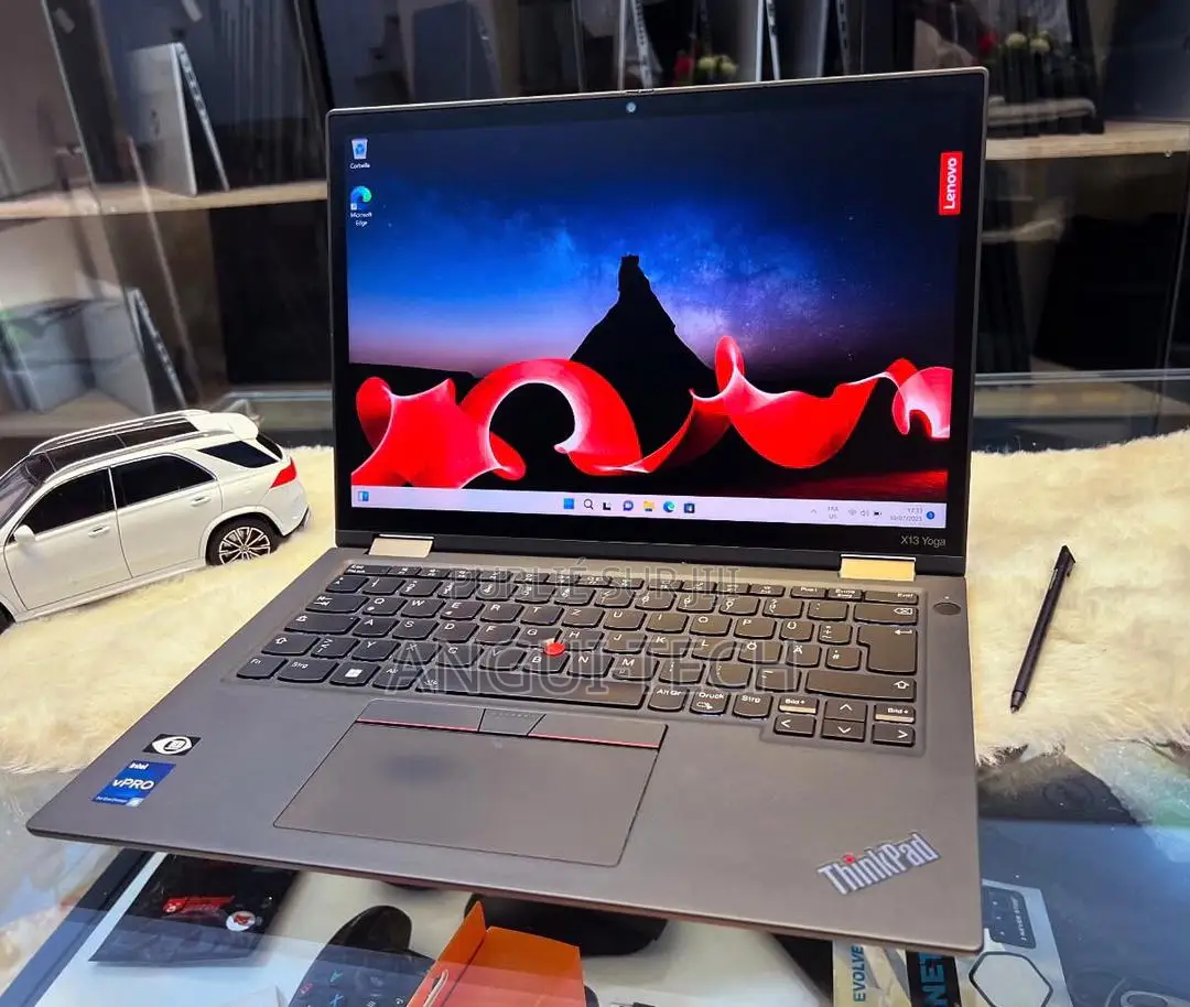 Lenovo ThinkPad x13 Yoga 16GB Intel Core i5 SSD 512GB
