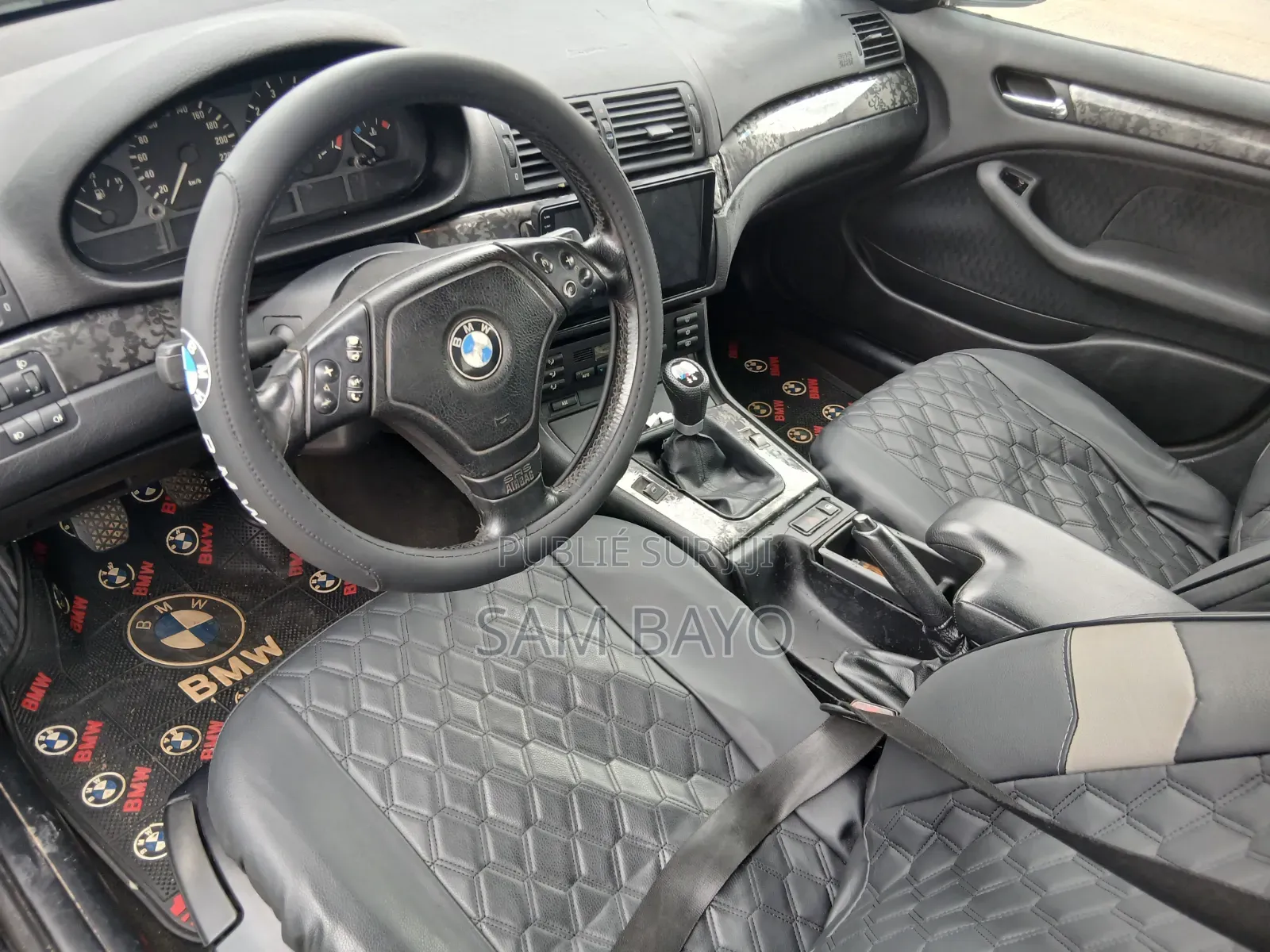 BMW 318i 2000 Bleu