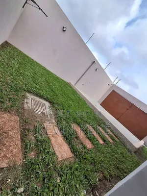 4chbre Duplex dans Grâces Immobilier, Bingerville à Louer