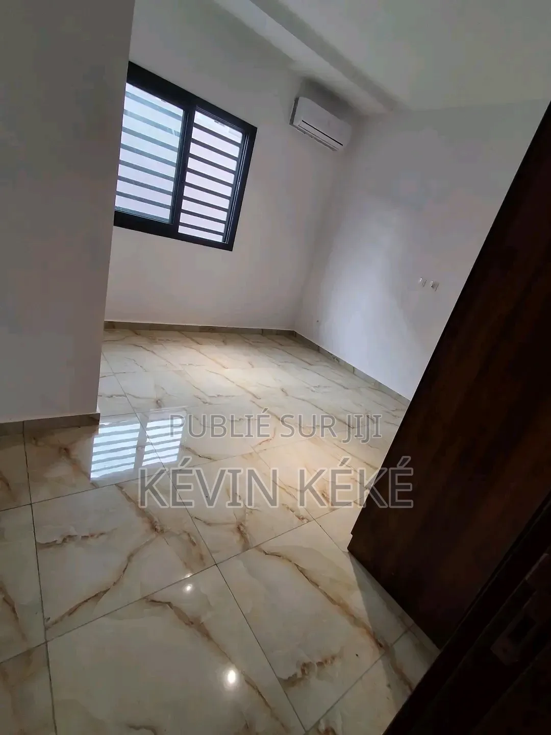 4chbre Duplex dans Grâces Immobilier, Bingerville à Louer