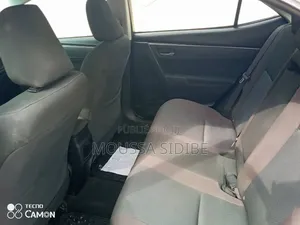 Toyota Corolla 2017 Gris