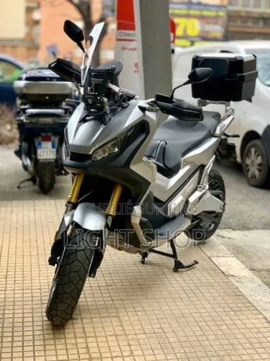 Nouveau Yamaha NMAX 155 2025 Blanc