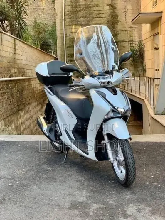 Nouveau Yamaha NMAX 155 2025 Blanc