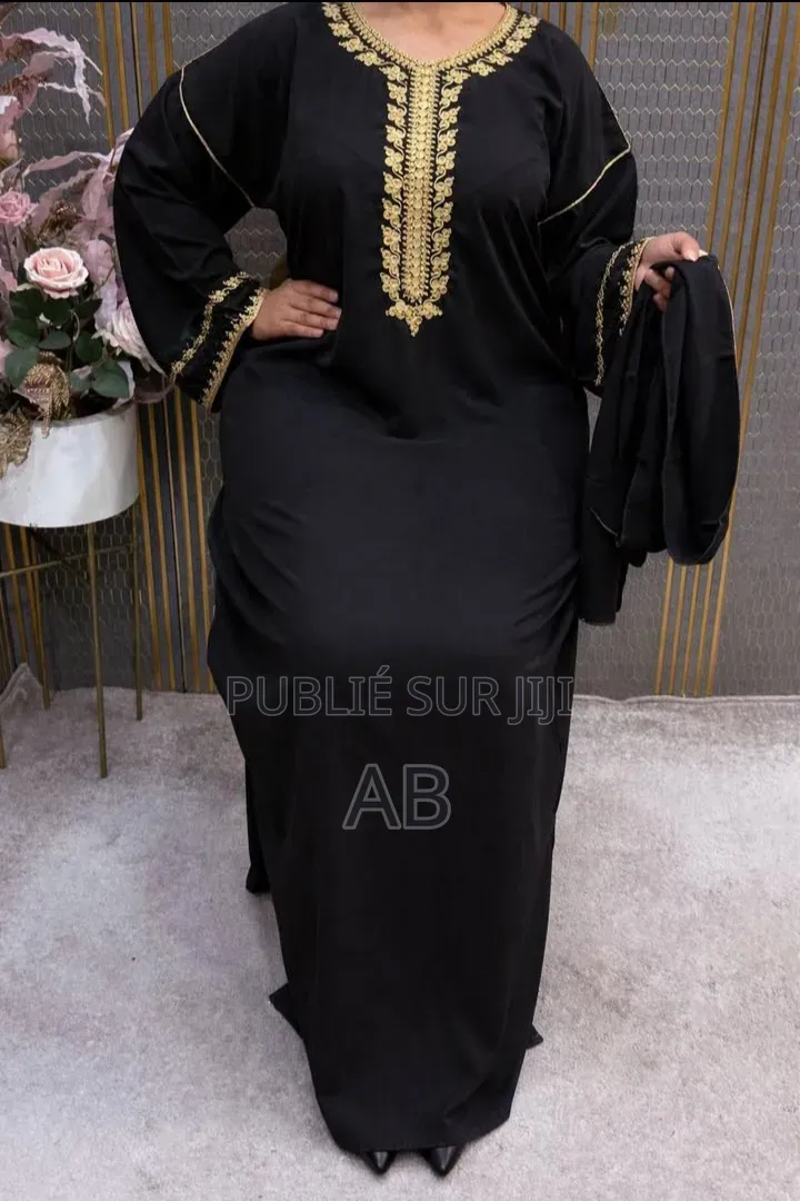 Robe Femme Avec Broderie