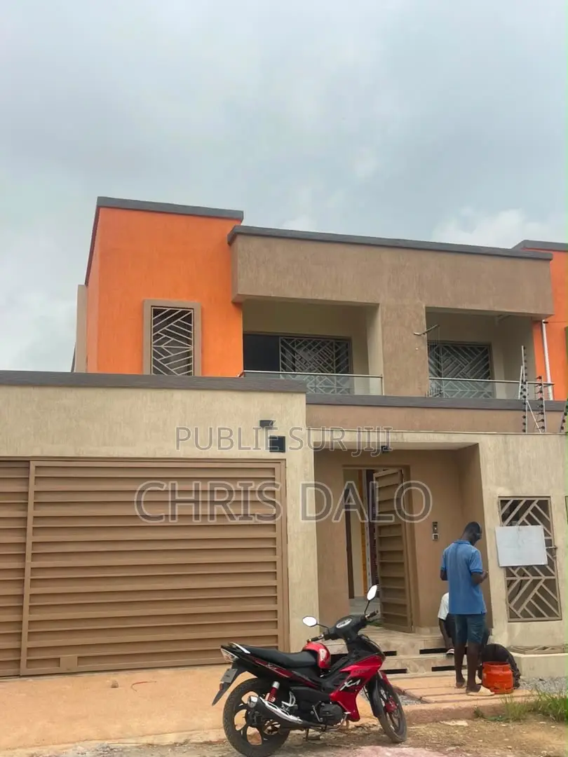 5chbre Duplex dans Adams, Cocody à Louer