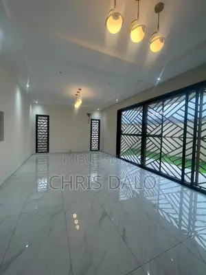 5chbre Duplex dans Adams, Cocody à Louer