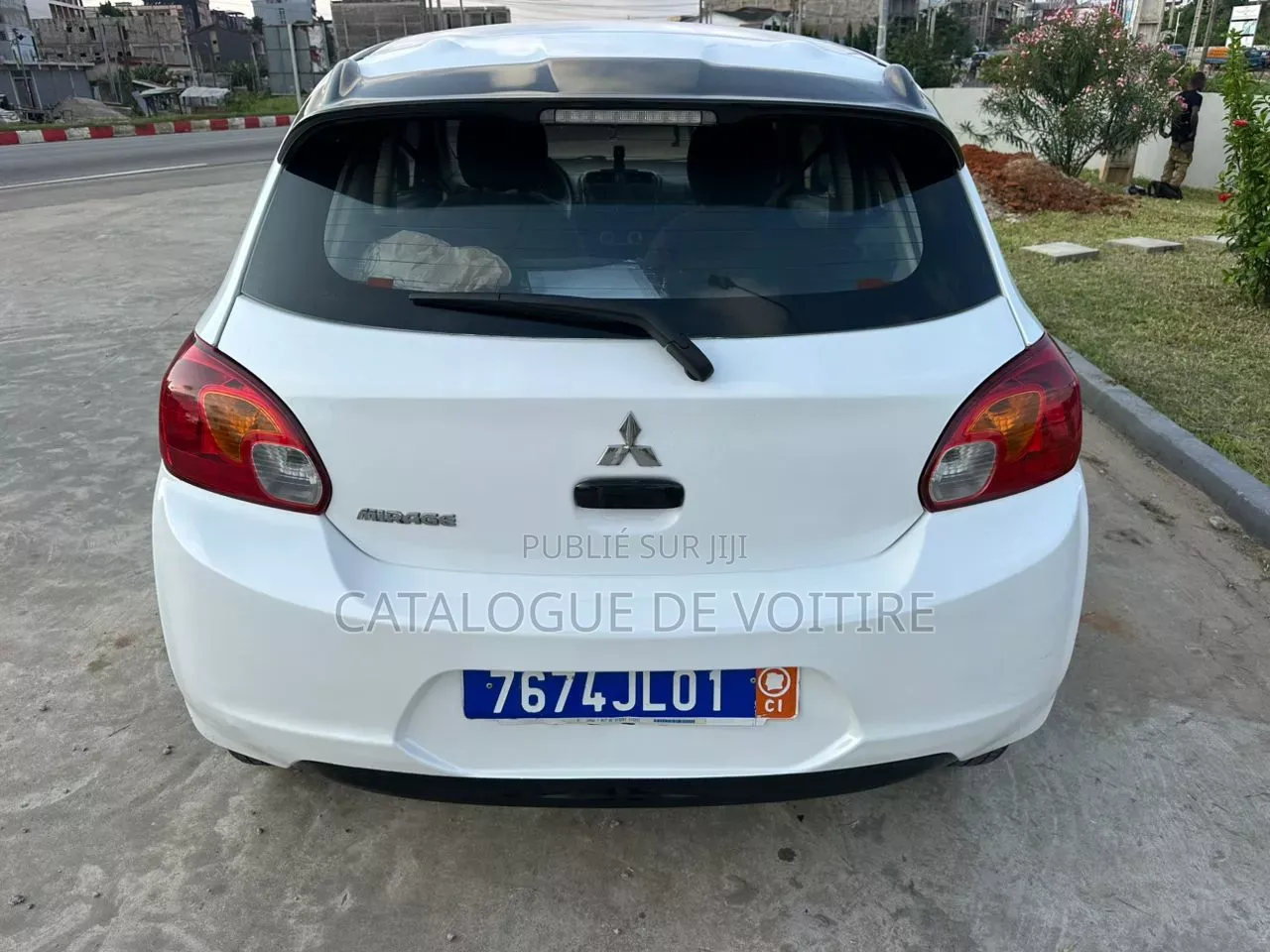 Mitsubishi Mirage 2014 Blanc