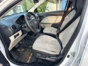 Mitsubishi Mirage 2014 Blanc