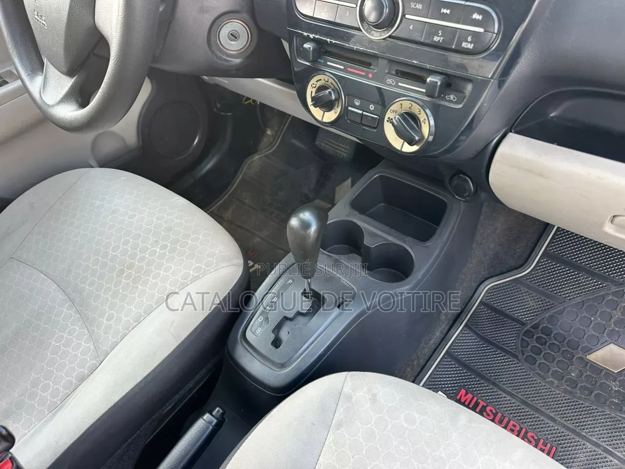 Mitsubishi Mirage 2014 Blanc