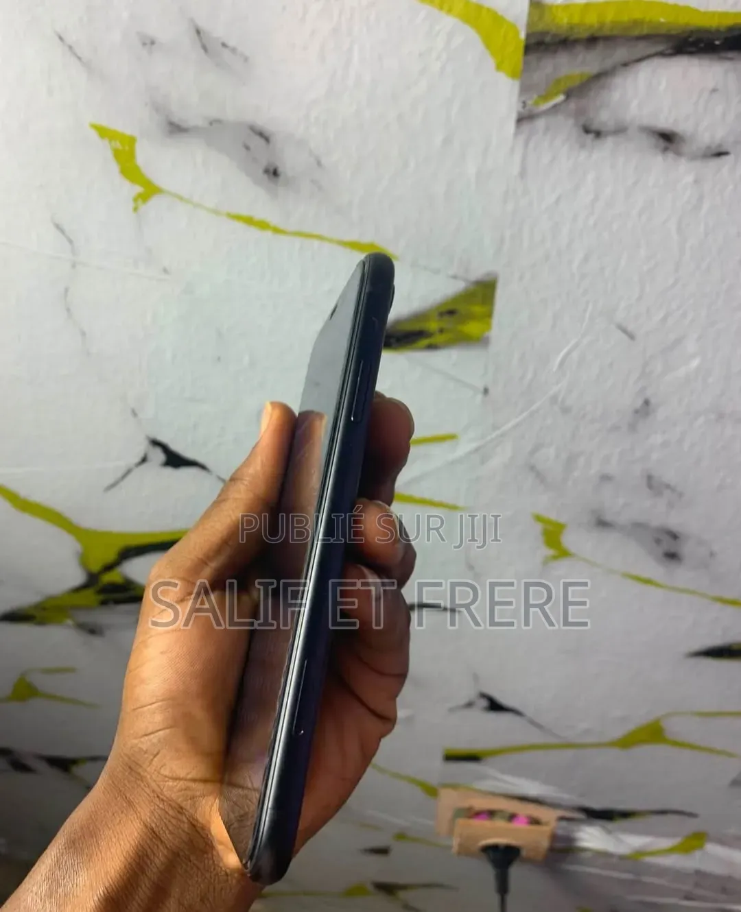 Nouveau Apple iPhone XR 128 GB Autre