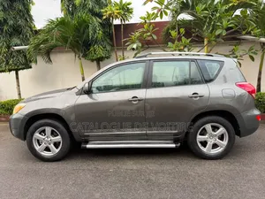 Toyota RAV4 2007 Rouge