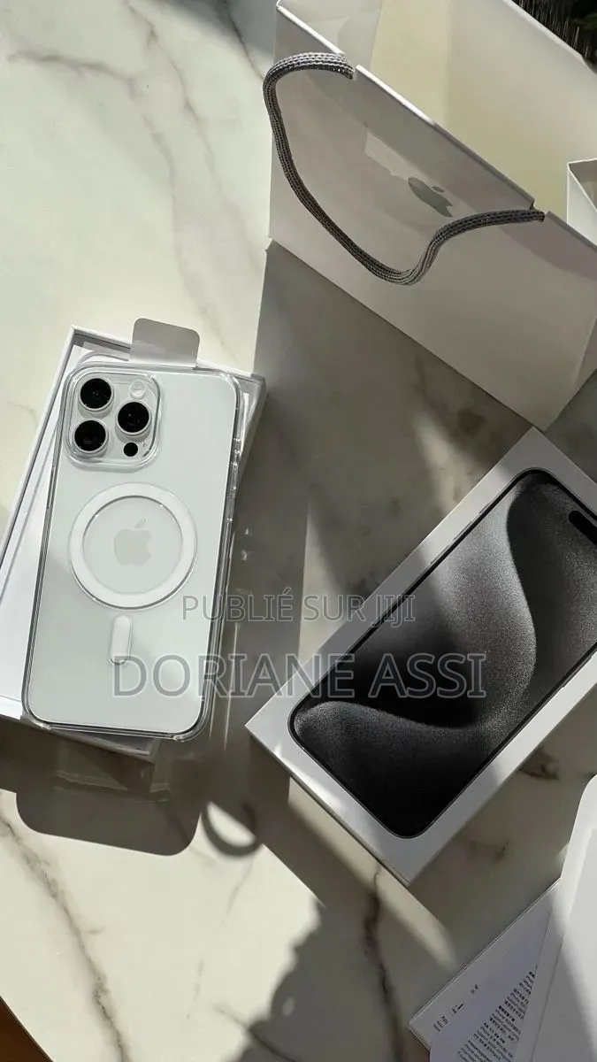 Nouveau Apple iPhone 15 Pro Max 512 GB Gris