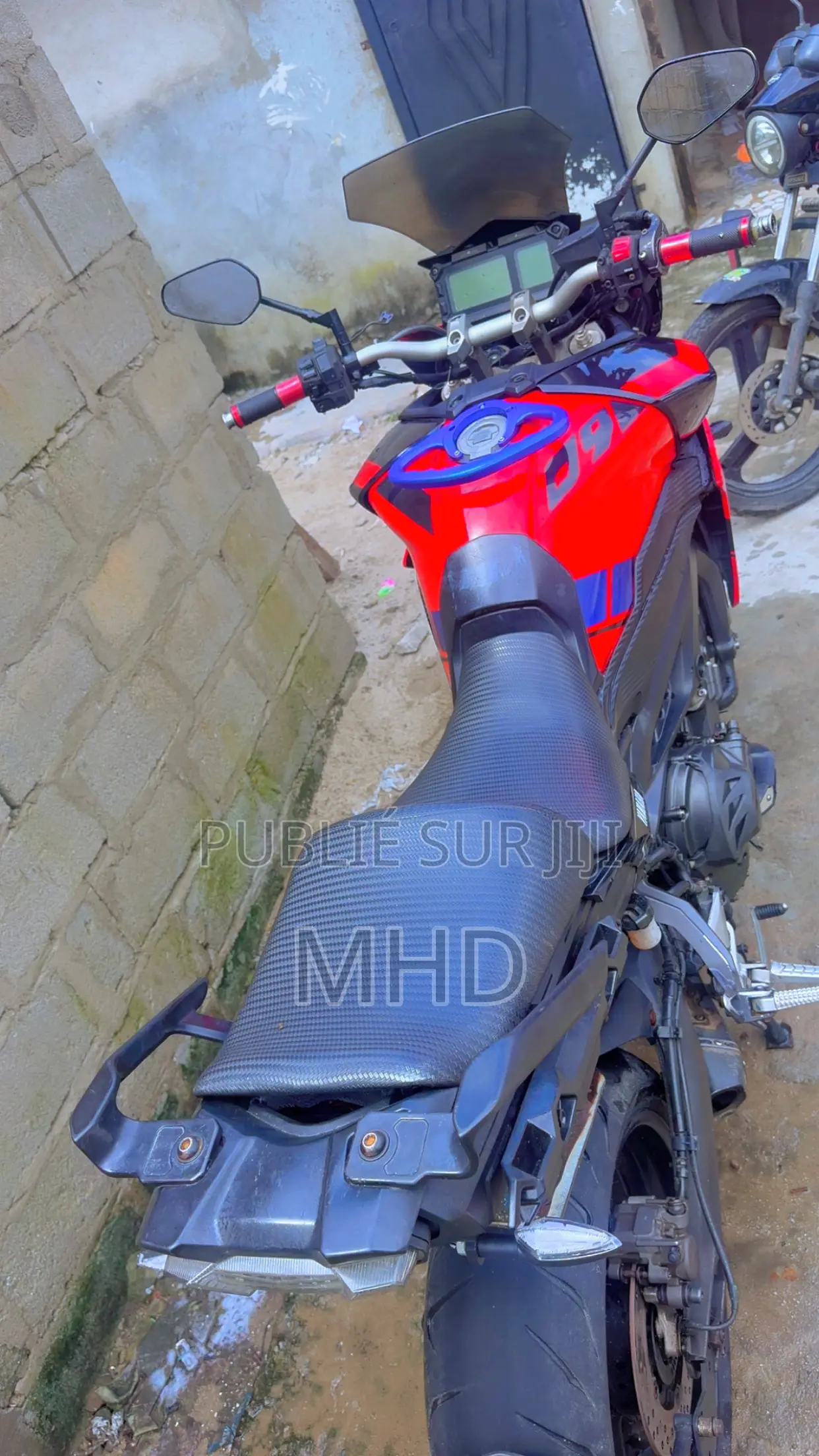 Yamaha Crux 2016 Rouge