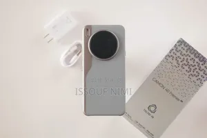 Nouveau Tecno Camon 40 Premier 256 GB Autre