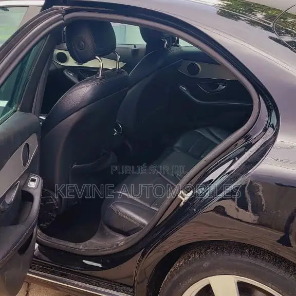 Mercedes-Benz C300 2016 Autre