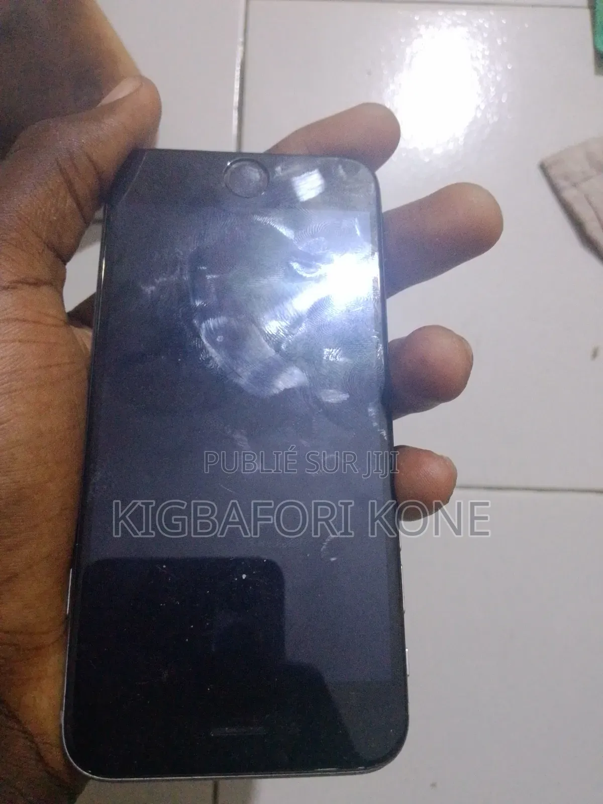 Apple iPhone 6s 32 GB Gris
