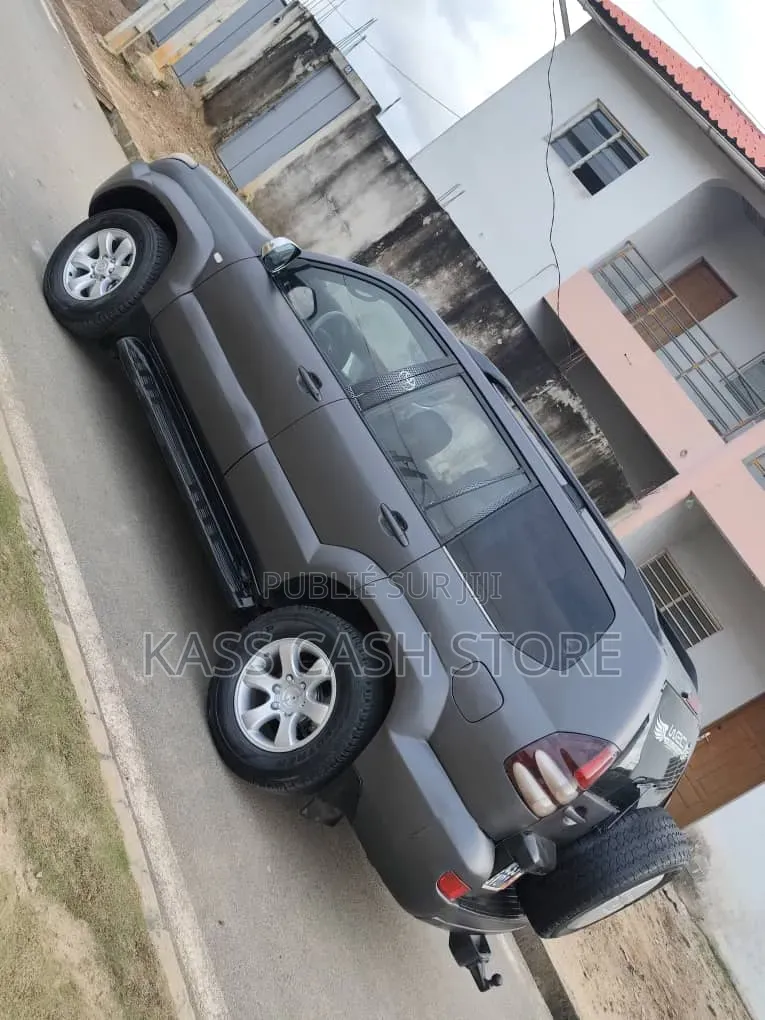 Toyota Land Cruiser 2005 Noir