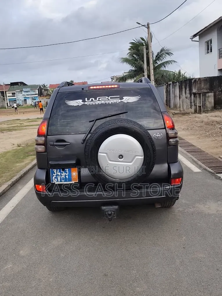 Toyota Land Cruiser 2005 Noir