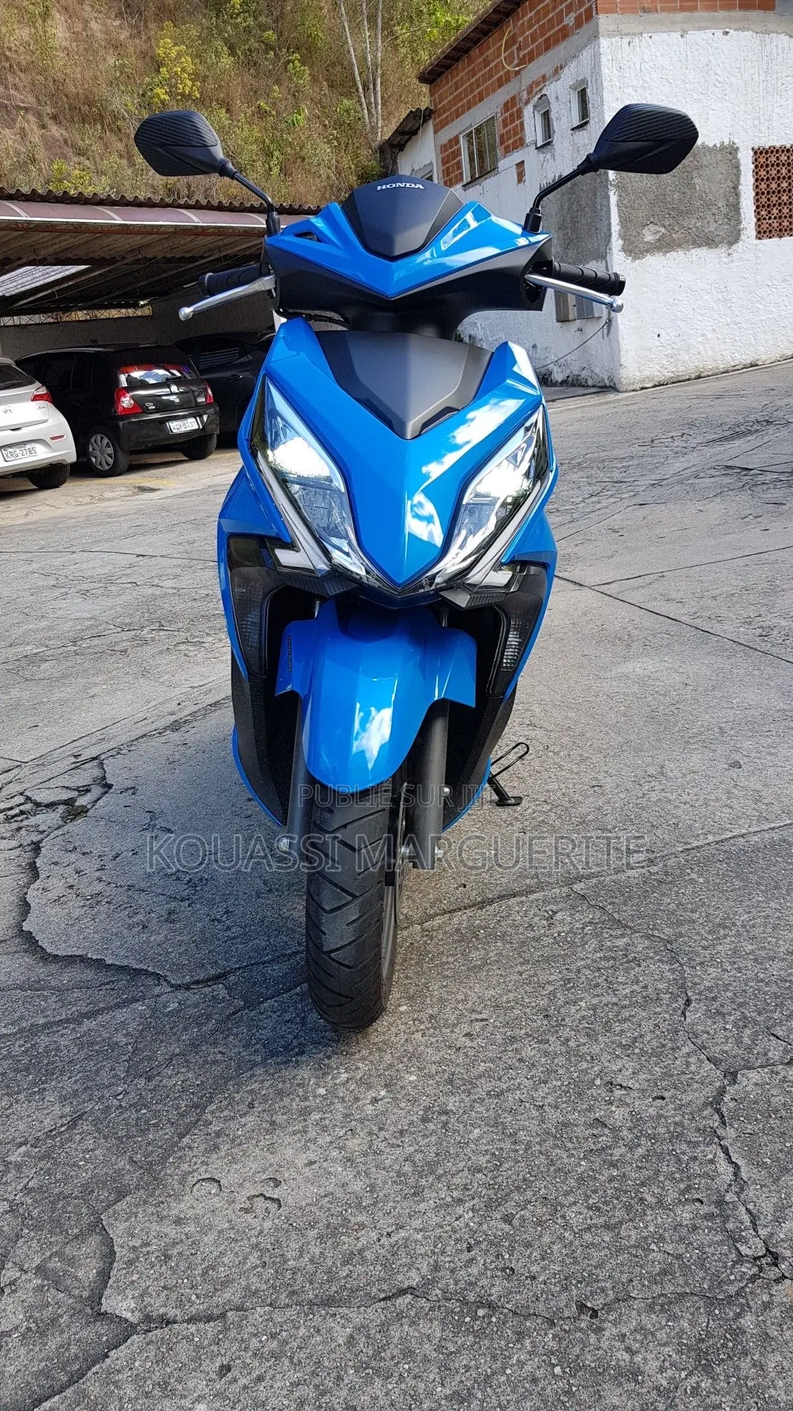 Nouveau Yamaha FZ6 2025 Bleu