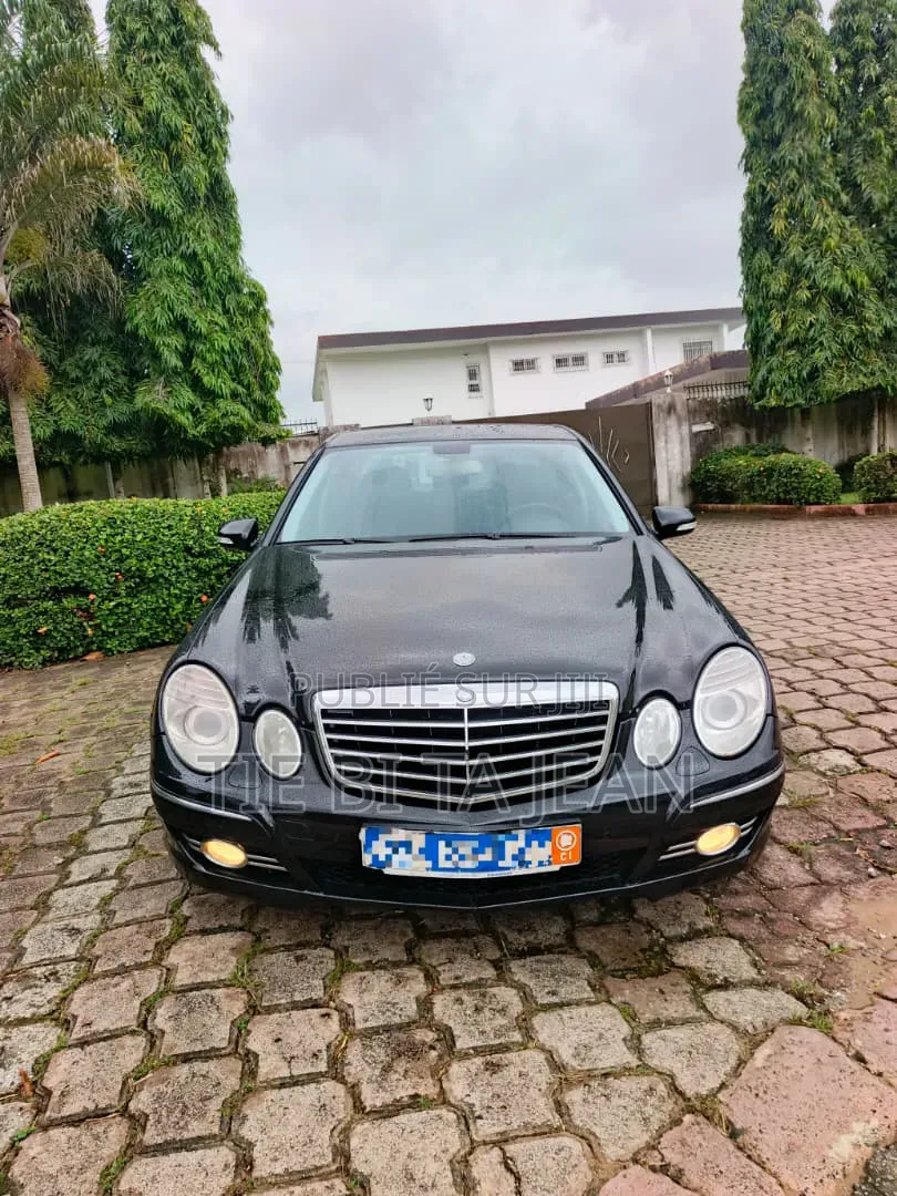 Mercedes-Benz E200 2008 Noir