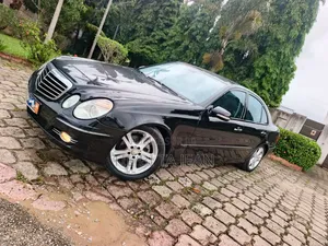 Mercedes-Benz E200 2008 Noir