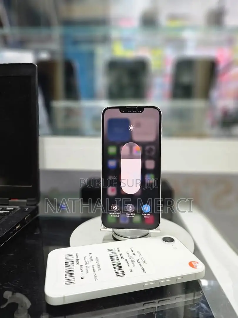 Nouveau Apple iPhone 16e 256 GB Blanc