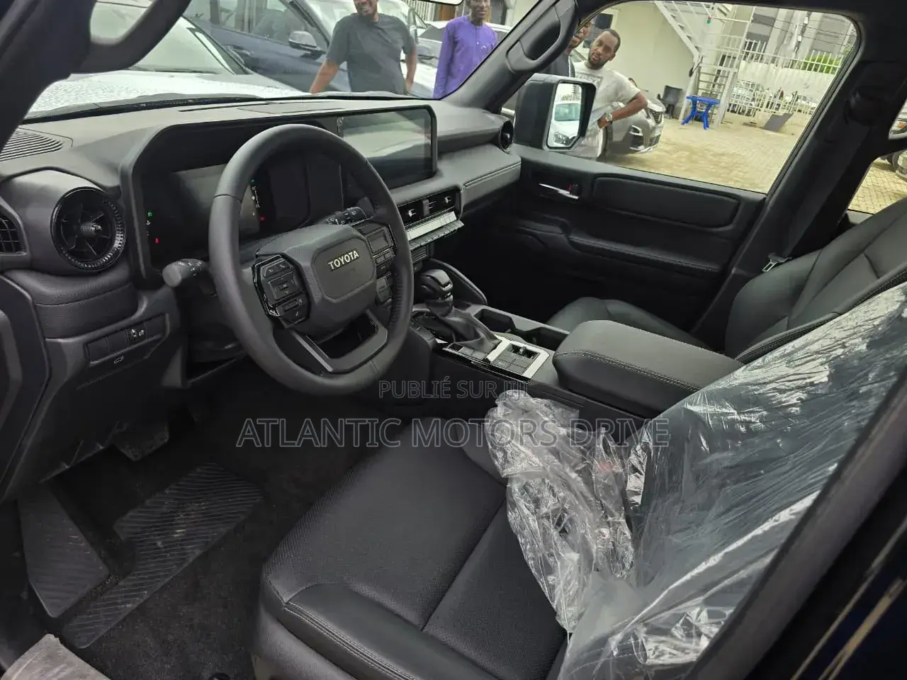 Nouveau Toyota Land Cruiser Prado 2025 Noir