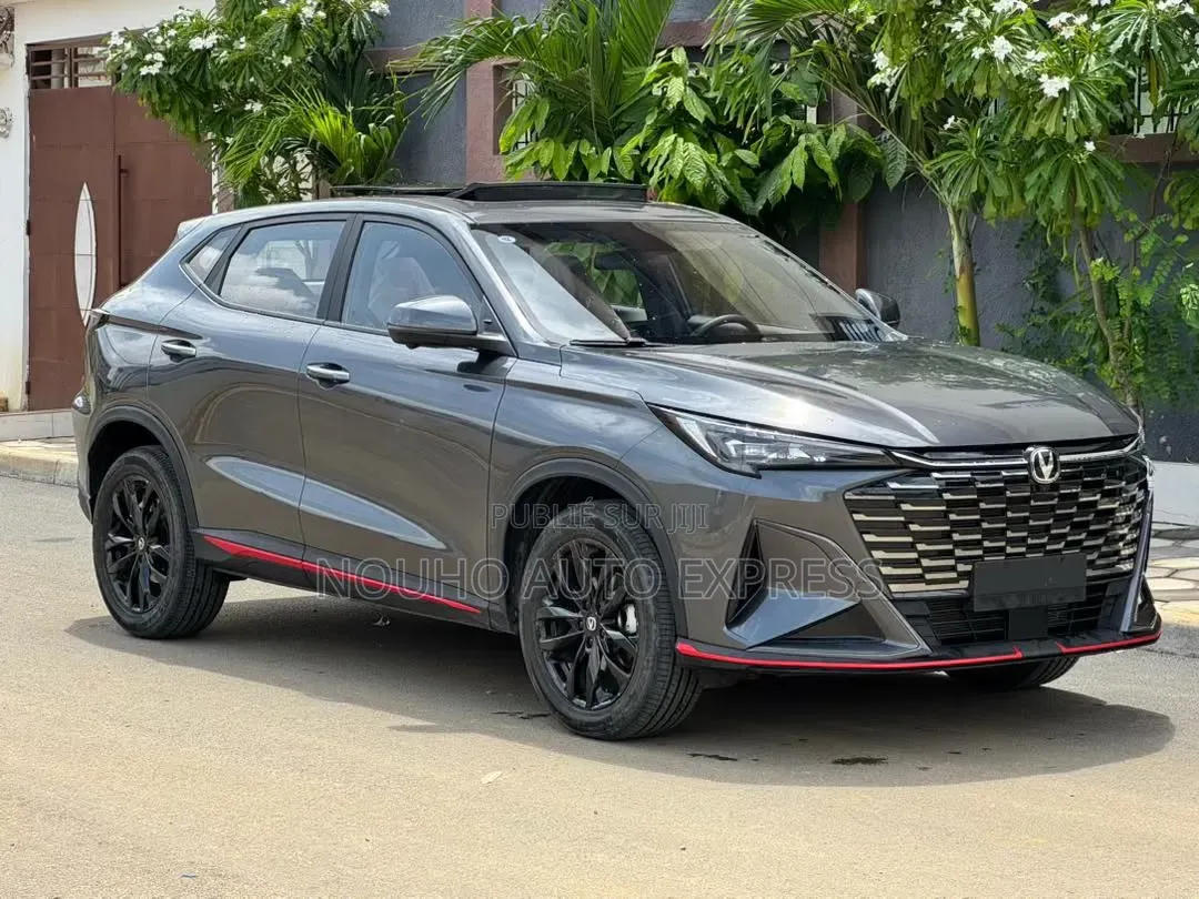 Changan X5 Plus 1.5 Blue Core FWD 2025 Gris