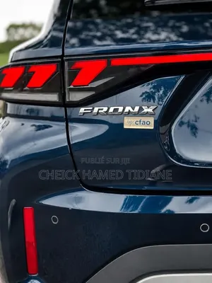 Suzuki Fronx 2024 Bleu