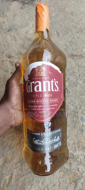 À Vendre : Grant's Triple Wood Blended Scotch Whisky – 1,5 L