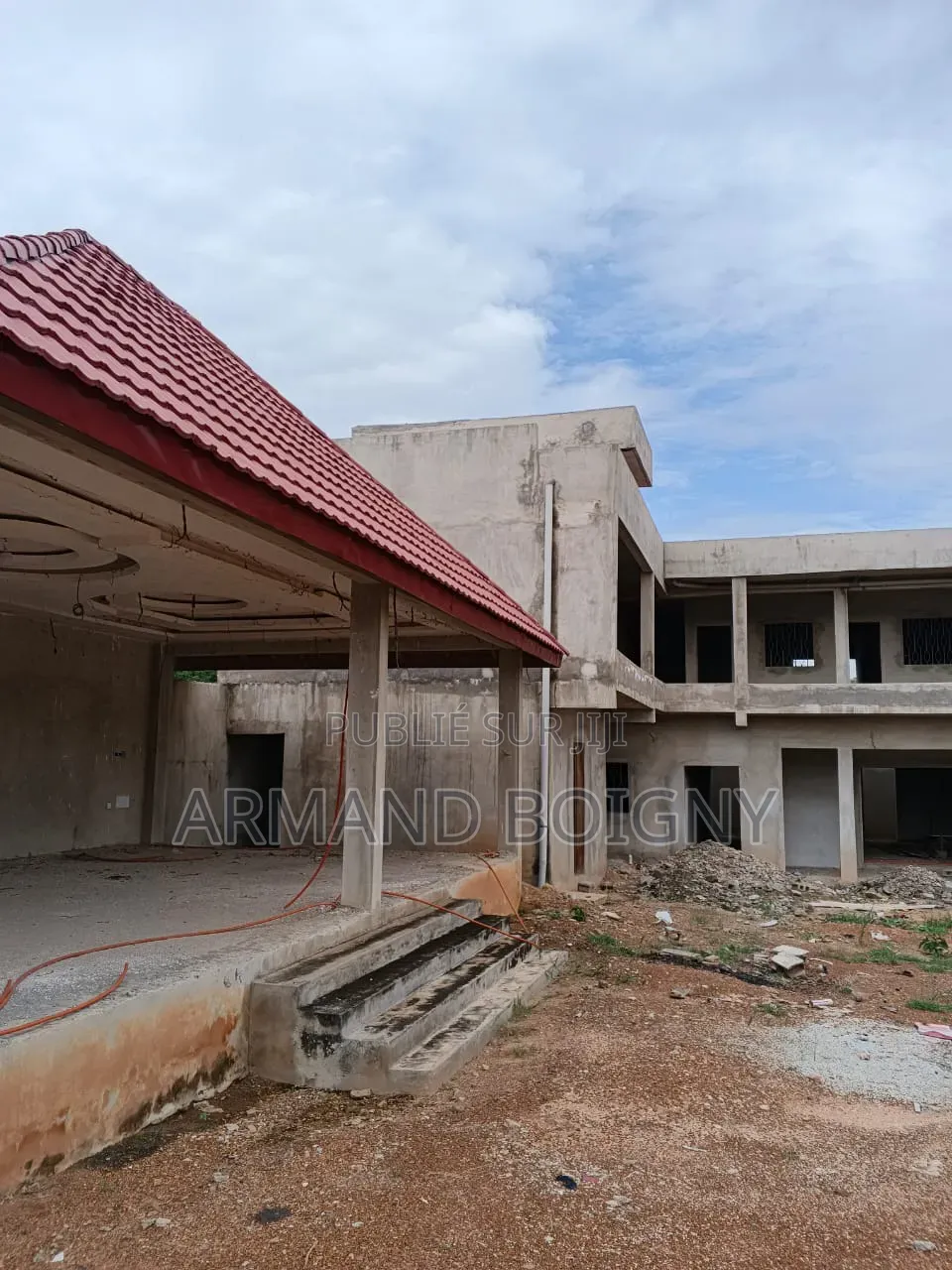 20chbre Duplex dans Tiébissou à Vendre
