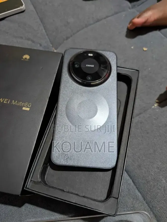 Nouveau Huawei Mate 80 5G 512 GB Noir