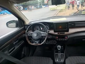 Suzuki Ertiga 2022 Bleu