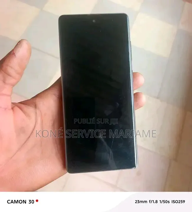 Nouveau Tecno Camon 40 256 GB Autre