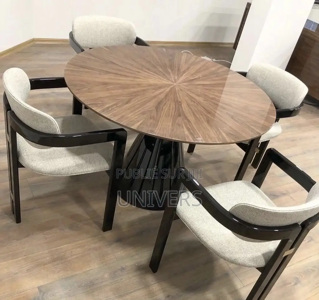 Table À Manger