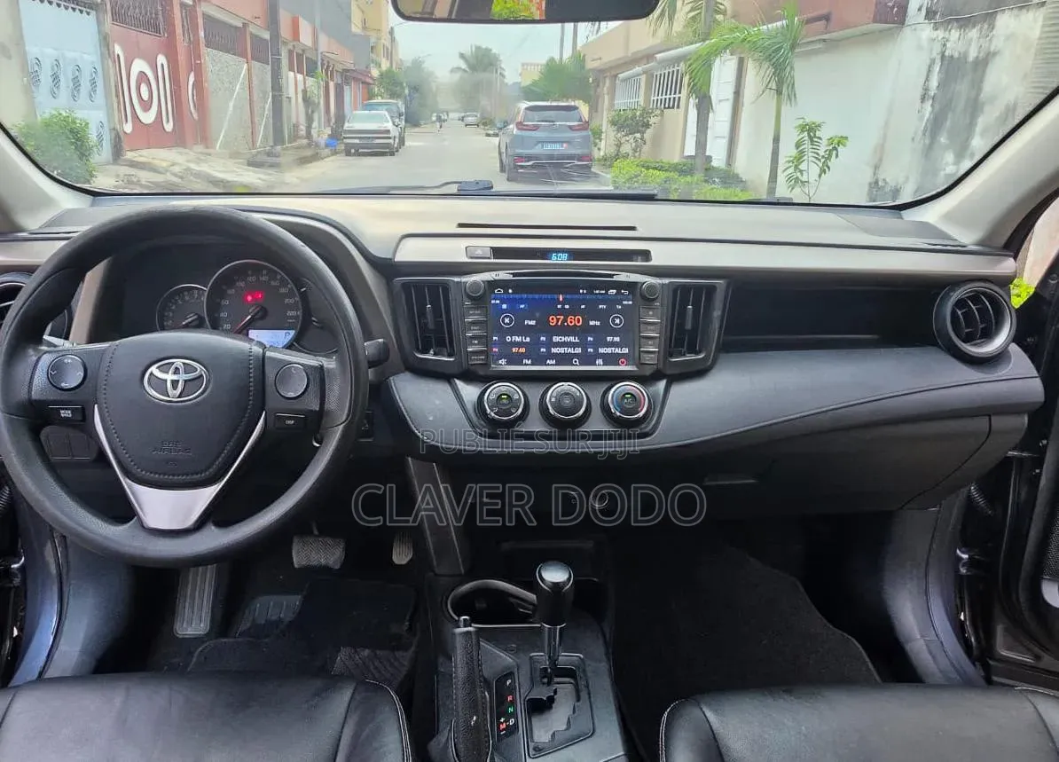 Toyota RAV4 2018 Gris