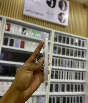 Nouveau Apple iPhone 13 128 GB Blanc